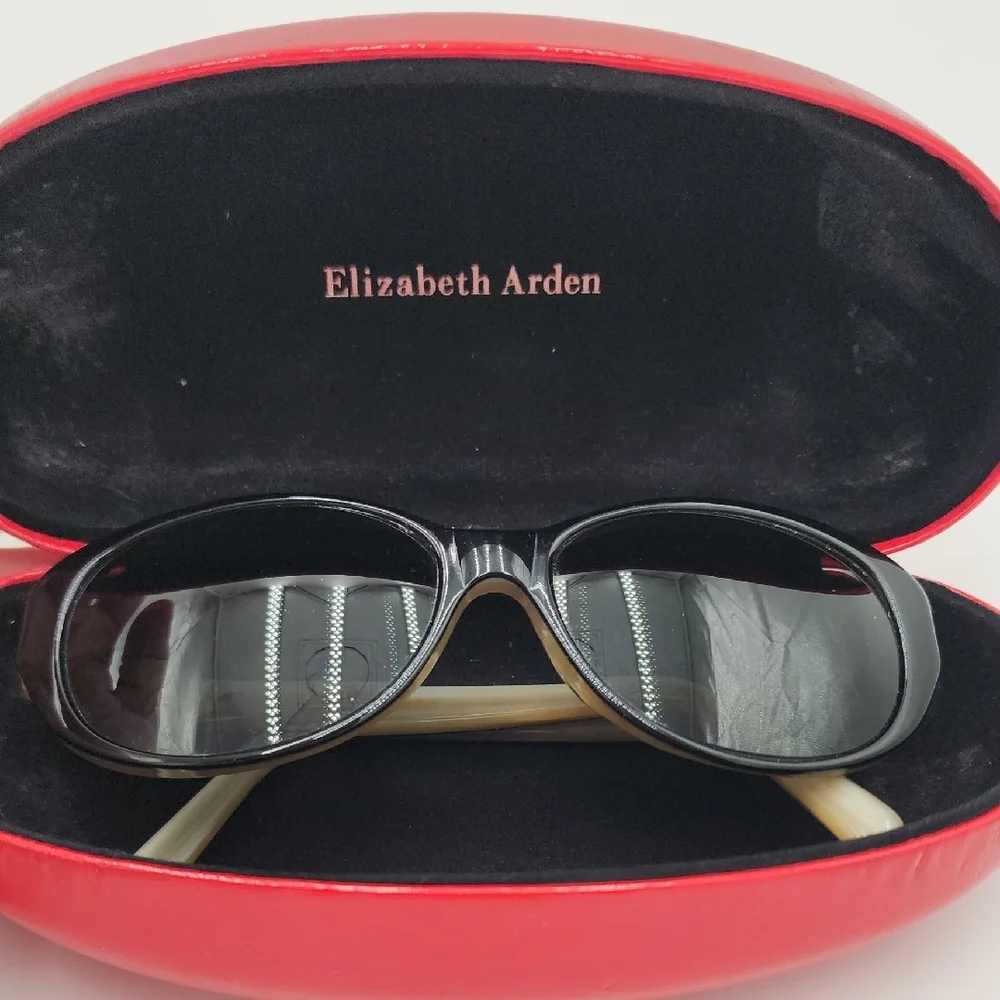 Elizabeth‎ Arden Black Sunglasses With Red Case
